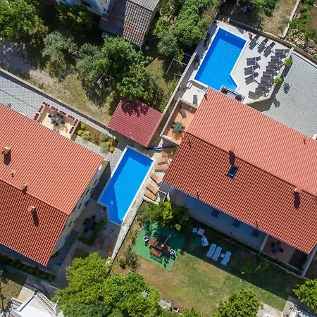 Konukevi Gorica 2 4*