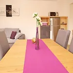 Gorica 2 ゲストハウス 4*