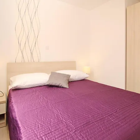Guest house Gorica 2 4*