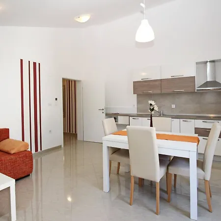 Guest house Gorica 2 4*