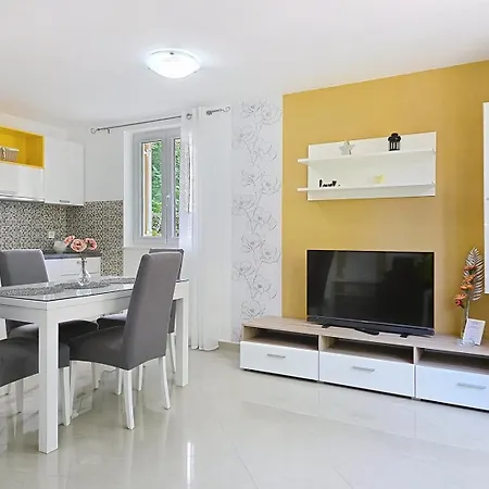 Gorica 2 Πανσιόν Baška