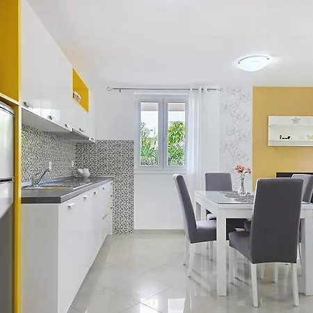 Gorica 2 Πανσιόν Baška